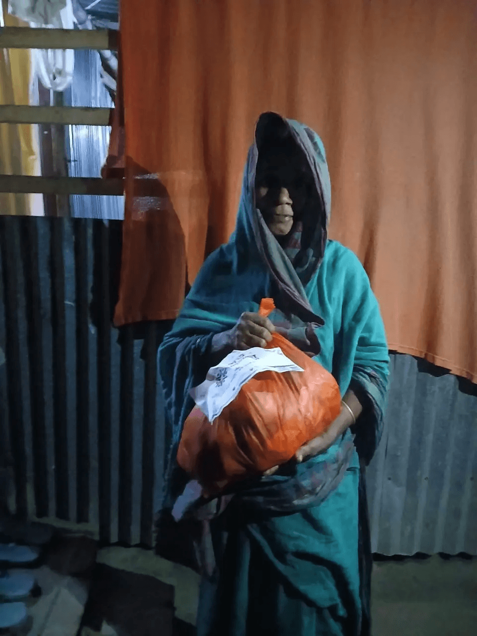ঈদে ৫৮টি পরিবারকে রেশন প্রদান — 6